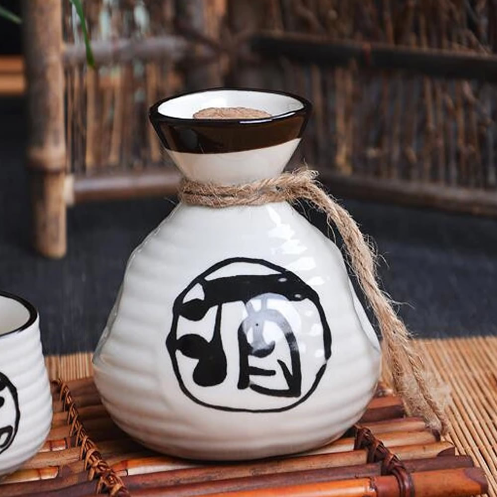 Kanji Calligraphy Sake Sets