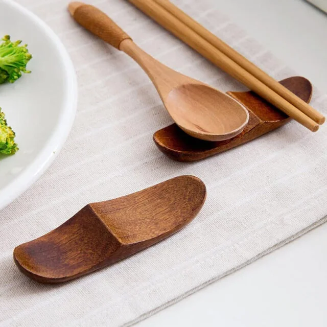 Wooden Tamokuteki Chopstick Rest