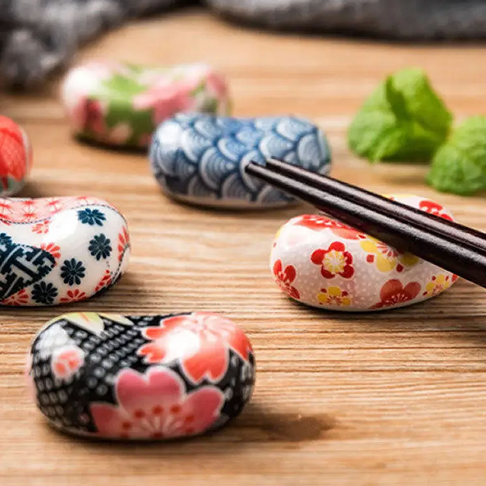 Floral Kiku Chopsticks Rests