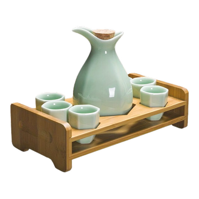 Kiyomizu Glaze Sake Set & Bamboo Tray Ensemble