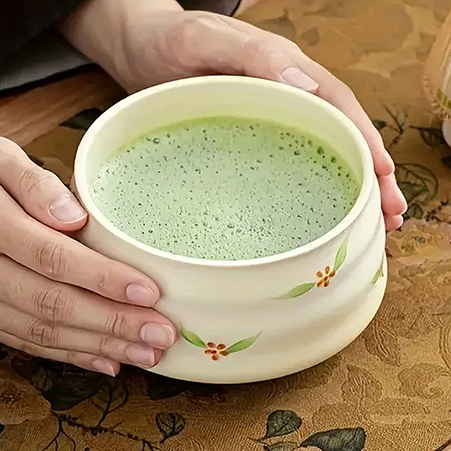 Hinanohana Chawan With Matcha Tea