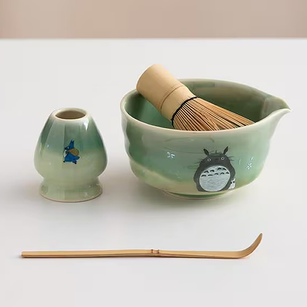 Totoro Matcha Tea Set Detailed